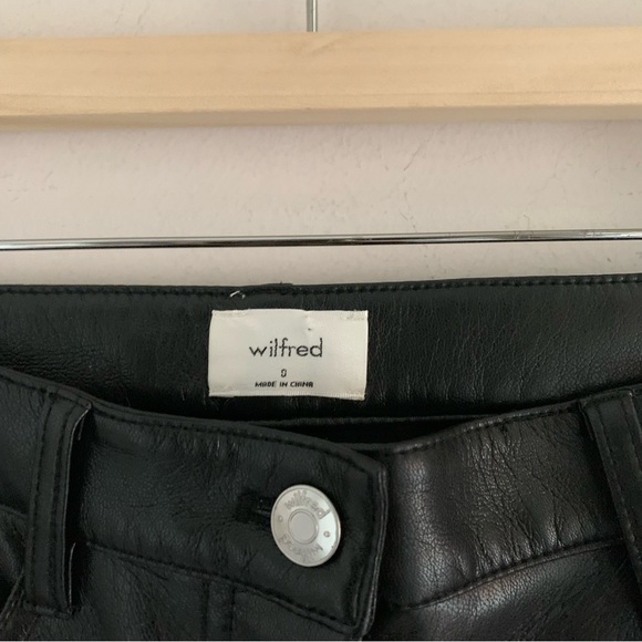 NWT Aritzia Melina Cropped Pant Size 0 Vegan Leather - Picture 6 of 7